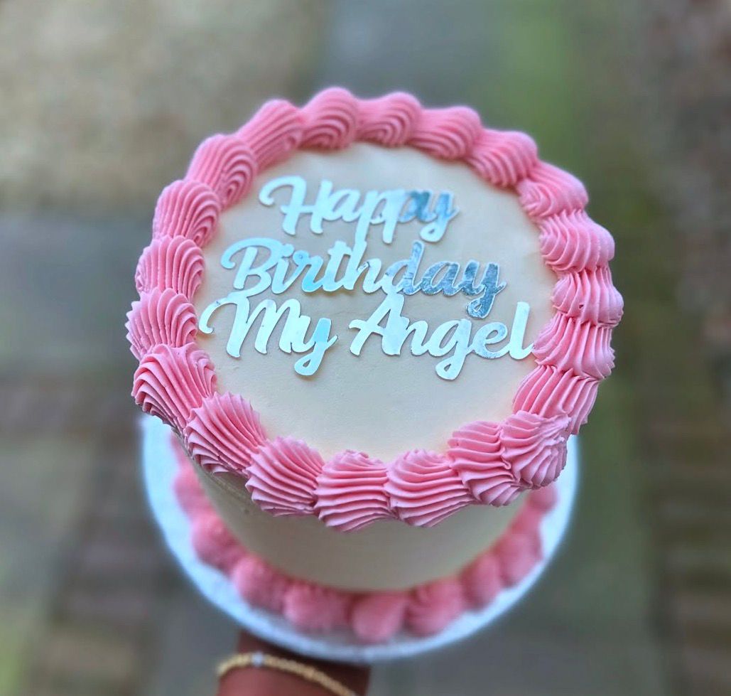 6” Signature Classic Cake